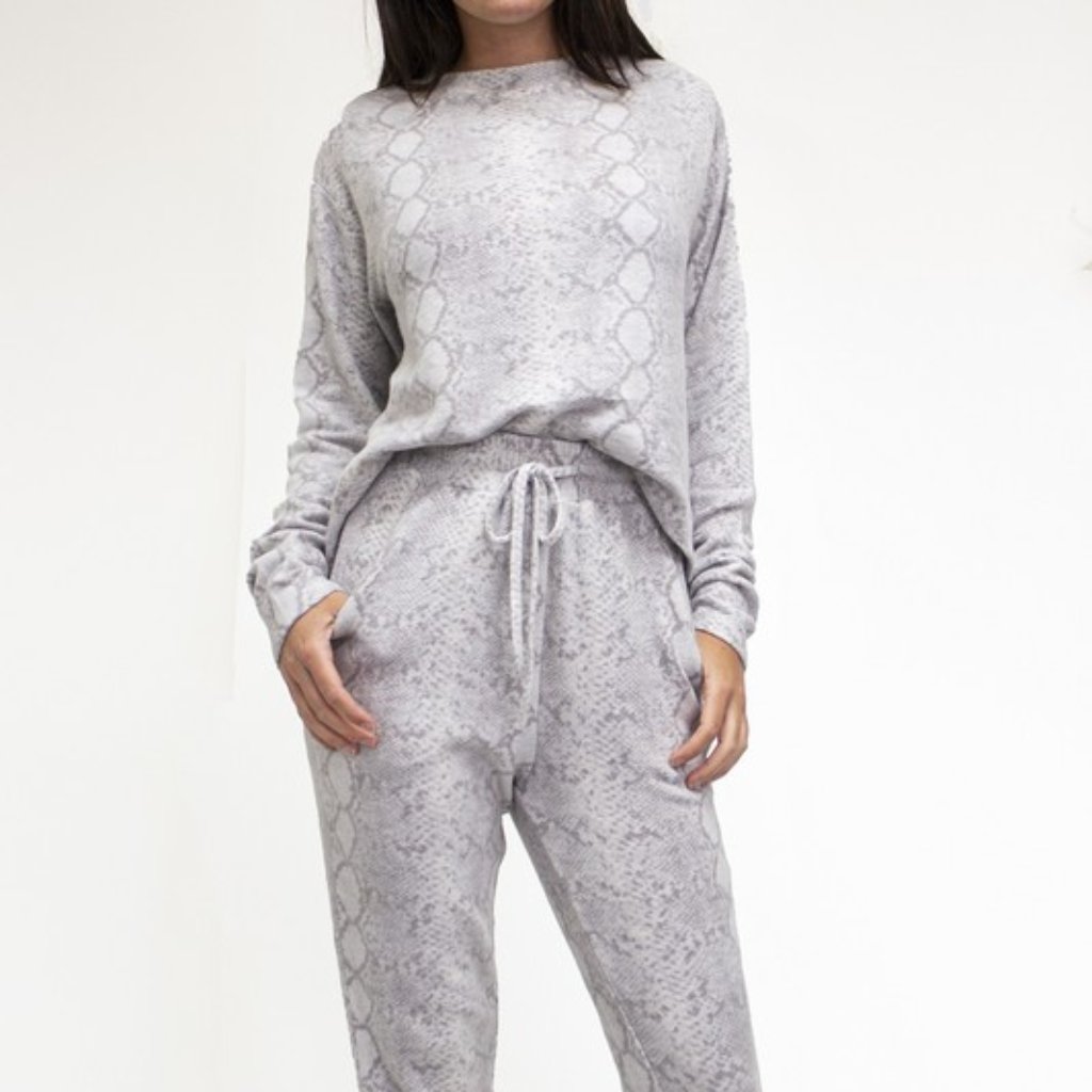 Rinna Lounge Set (Python)